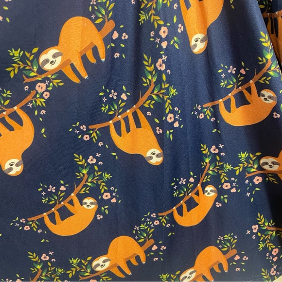 Sloth Printed A-Line Skater Skirt - Picture 5 of 5